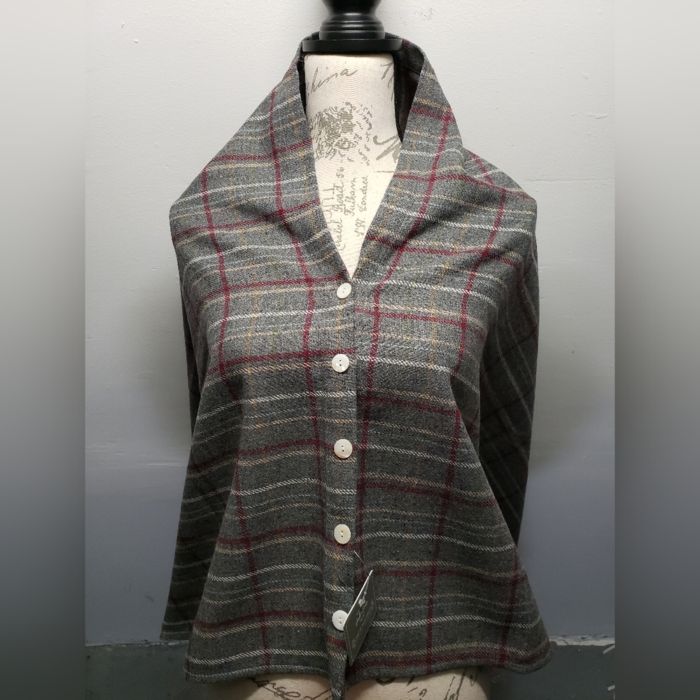 Earth Squared Poncho Wrap Plaid Tartan Wool Tweed Gray Red One Size -NWT